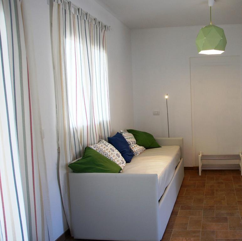Uliwood Hotel Caltanissetta Exterior foto